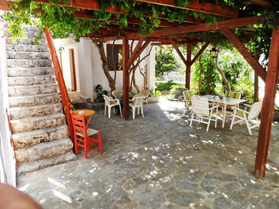Liolio'S Manor Villa Agalianos Eksteriør billede